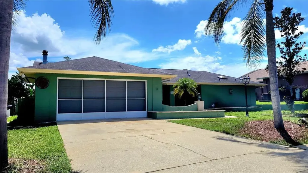 18625 White Pine Circle Hudson FL 34667
