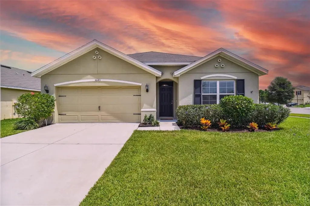 36185 Stable Wilk Avenue Zephyrhills FL 33541