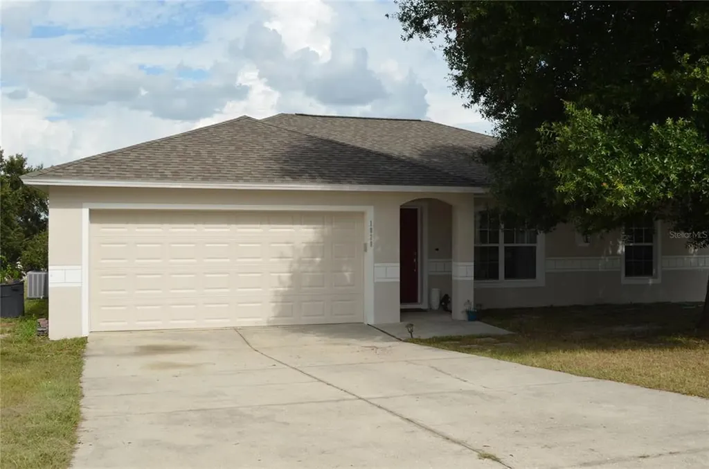 1028 Sandhill Street Groveland FL 34736