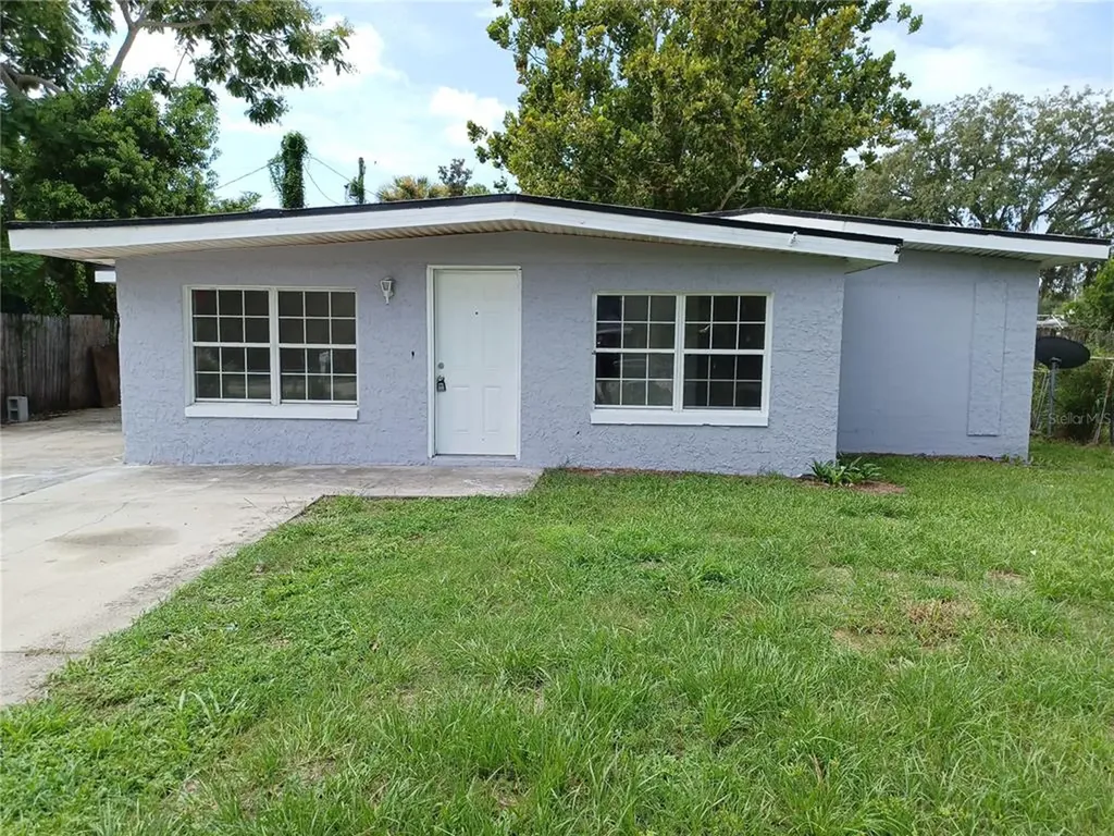 2218 Drake Drive Orlando FL 32810