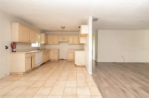 4025 Timberlake Road W Lakeland FL 33810