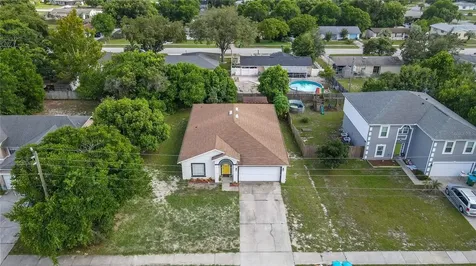 2701 Windsor Heights Street Deltona FL 32738