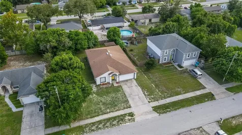2701 Windsor Heights Street Deltona FL 32738