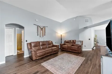 2701 Windsor Heights Street Deltona FL 32738