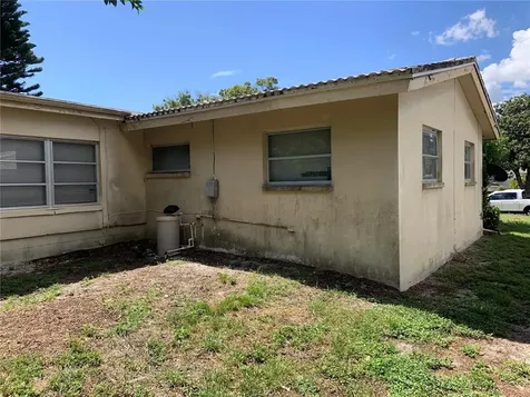 2028 Pine Ridge Drive Clearwater FL 33763