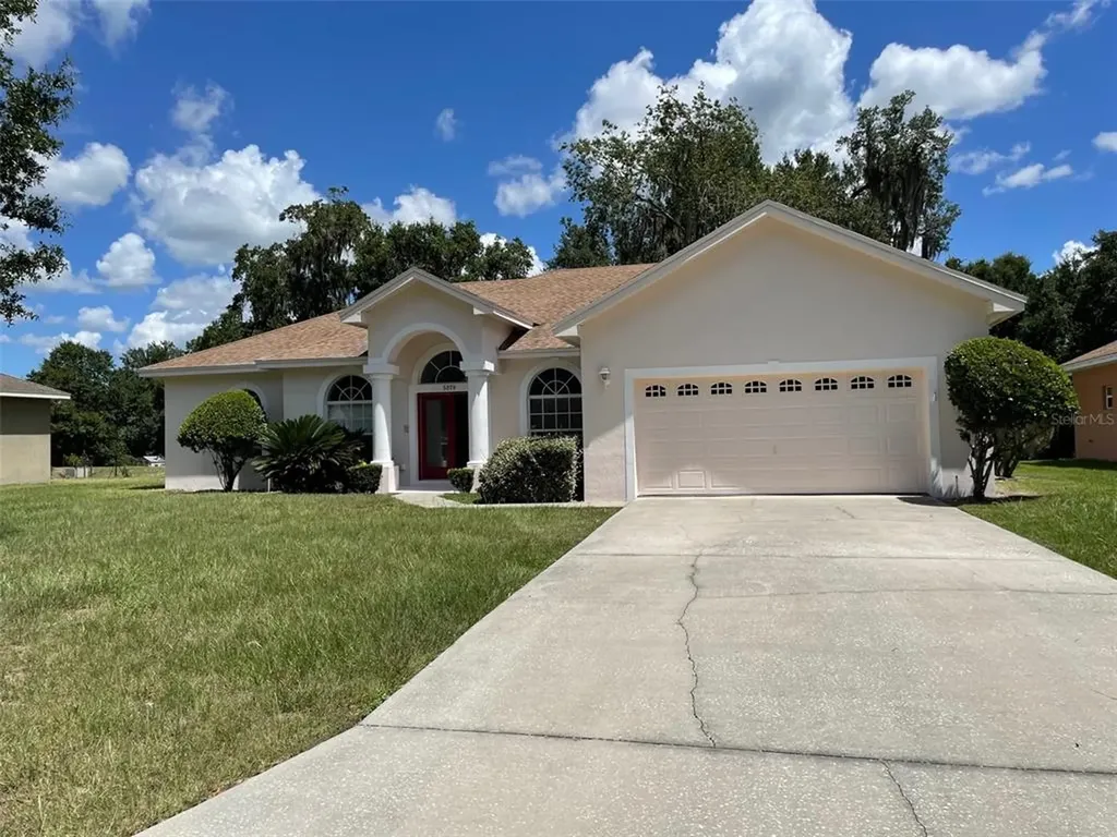 5379 Oxford Manor Circle Lakeland FL 33810
