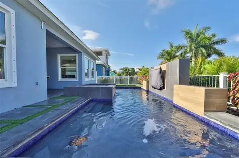 6408 Coquina Island Cove Apollo Beach FL 33572