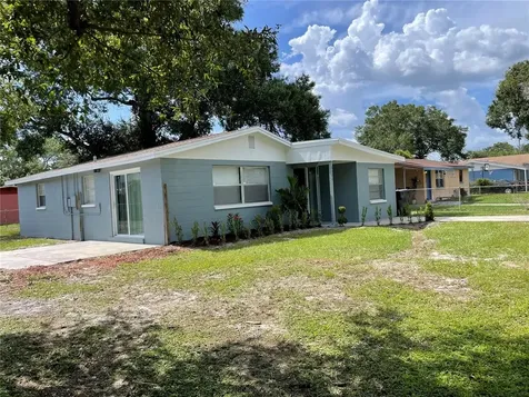 8506 Pinewood Street Tampa FL 33615
