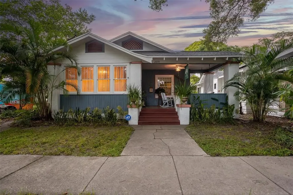 2235 Dartmouth Avenue N St Petersburg FL 33713