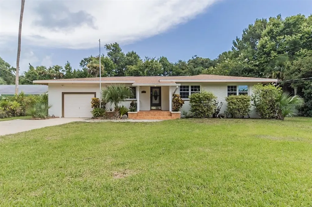 1050 Loomis Avenue Daytona Beach FL 32114