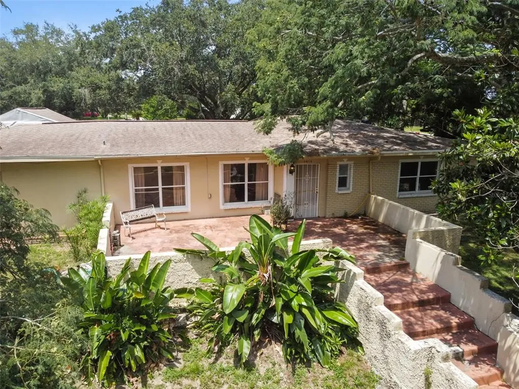 5414 Riverhills Drive Temple Terrace FL 33617