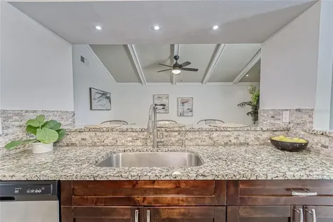6103 Oak Fern Court Temple Terrace FL 33617
