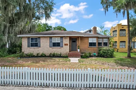 502 E Citrus Avenue Eustis FL 32726