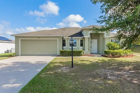 137 Dinner Lake Avenue Lake Wales FL 33859