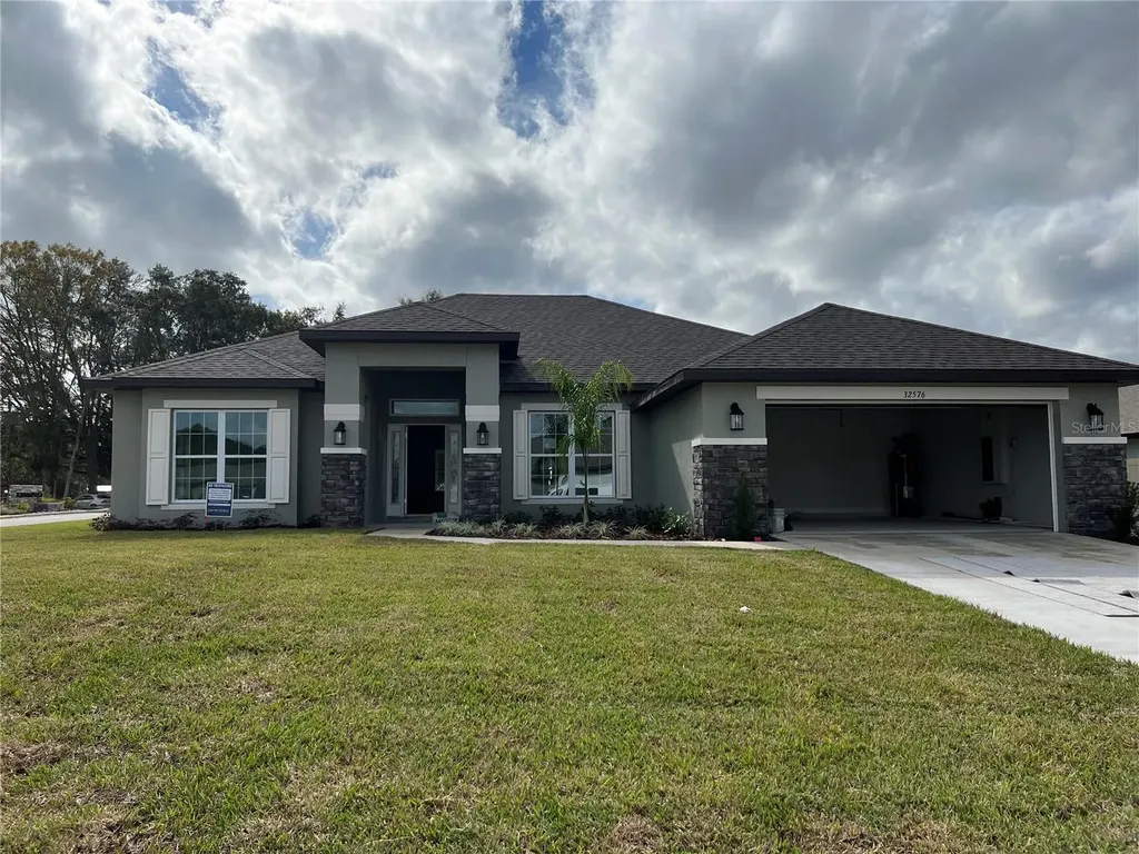 32576 Southfield Court Dade City FL 33525