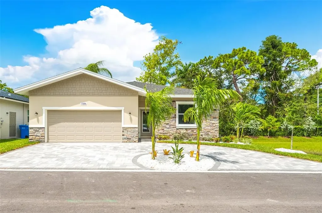 7386 Ridgewood Drive Seminole FL 33772