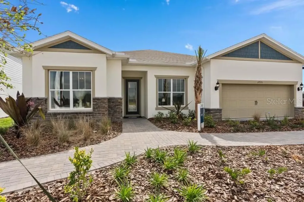 2437 Southlawn Lane Clermont FL 34714
