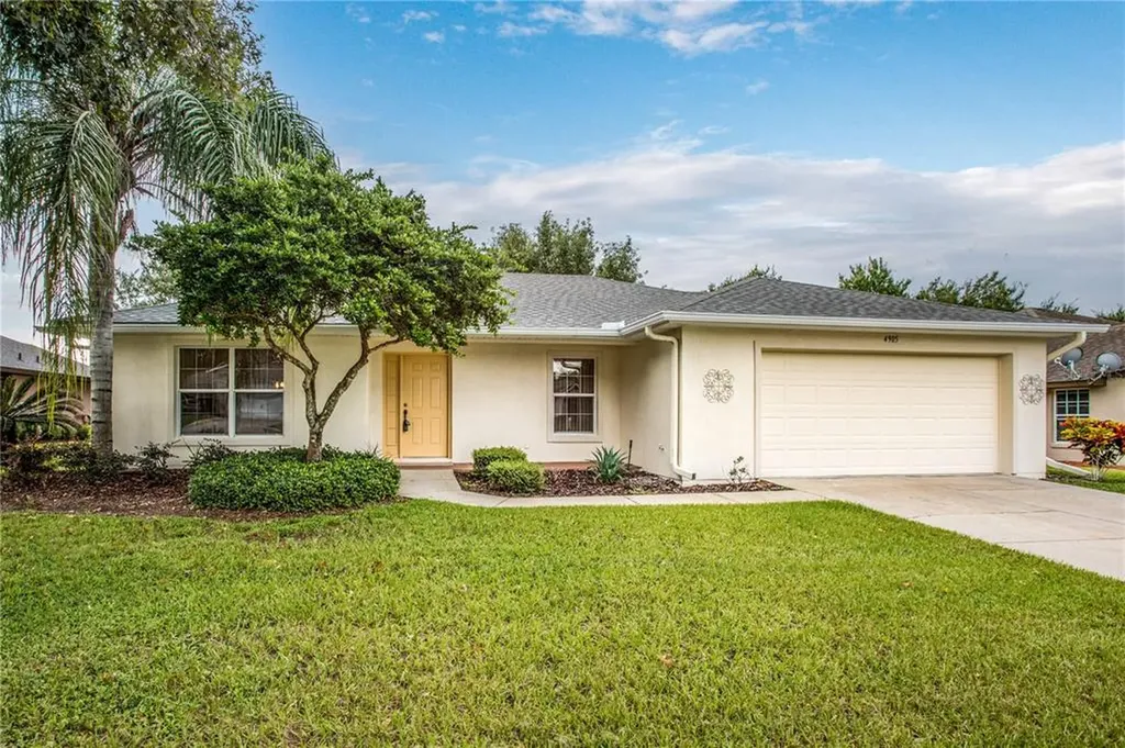 4905 Treasure Cay Road Tavares FL 32778