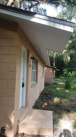 503 Lawrence Street Wildwood FL 34785