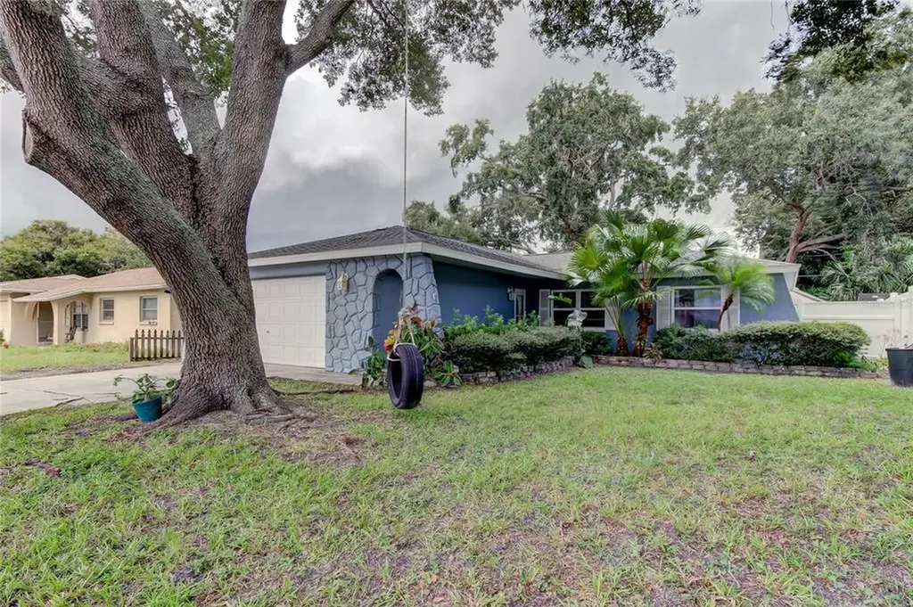 1724 Ragland Avenue Clearwater FL 33765