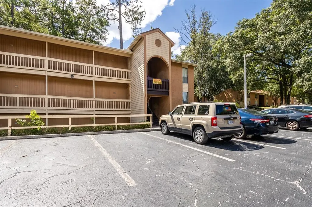 1810 NW 23rd Boulevard Gainesville FL 32605
