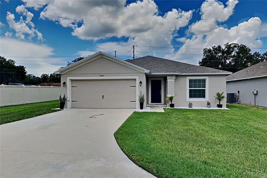 8223 Campbell Crossing Circle Lakeland FL 33810