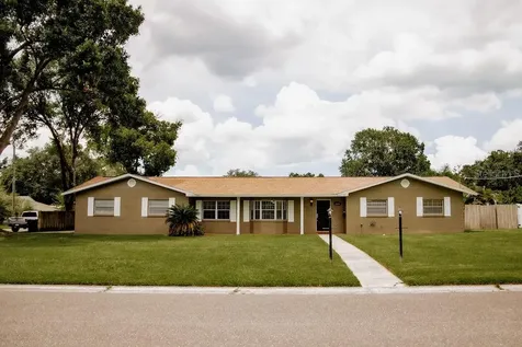2404 Karen Drive Plant City FL 33563