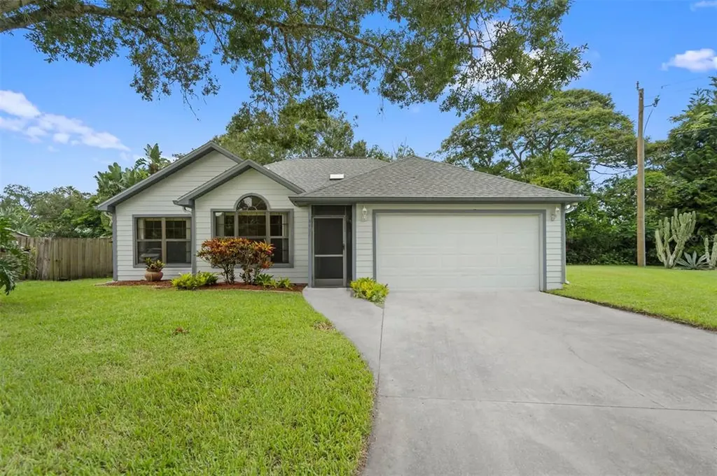 4906 81st Avenue Terrace E Sarasota FL 34243