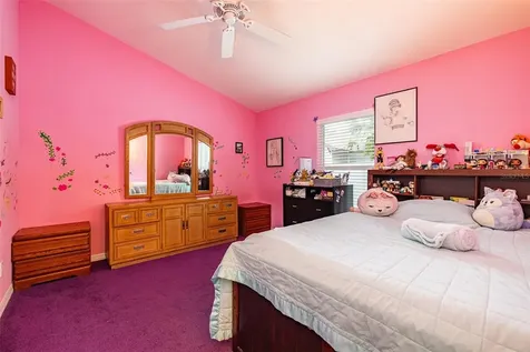2542 57th Avenue N St Petersburg FL 33714