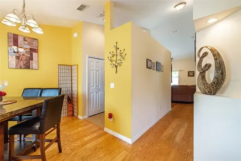 2542 57th Avenue N St Petersburg FL 33714