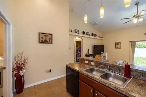 2542 57th Avenue N St Petersburg FL 33714