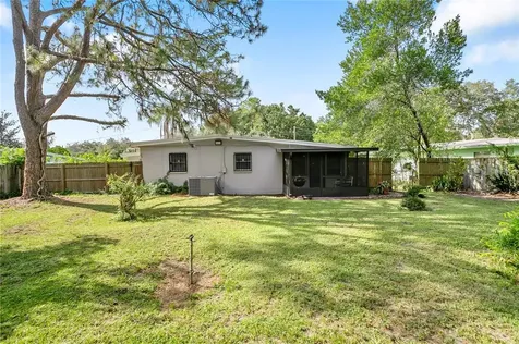 3613 E Knollwood Street Tampa FL 33610
