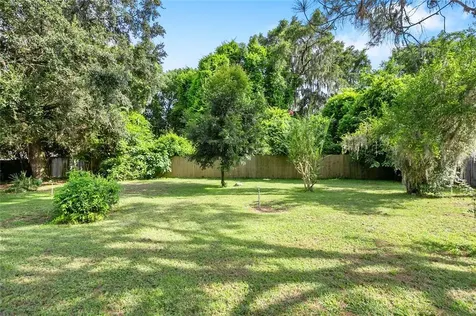 3613 E Knollwood Street Tampa FL 33610