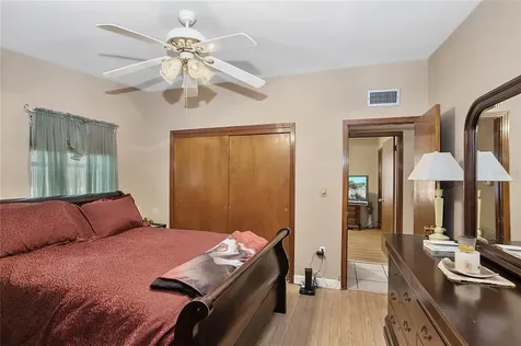 3613 E Knollwood Street Tampa FL 33610