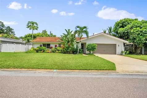 4130 40th Way S St Petersburg FL 33711