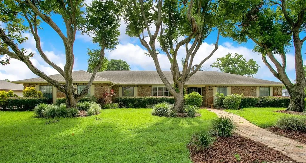 6657 The Landings Drive Belle Isle FL 32812
