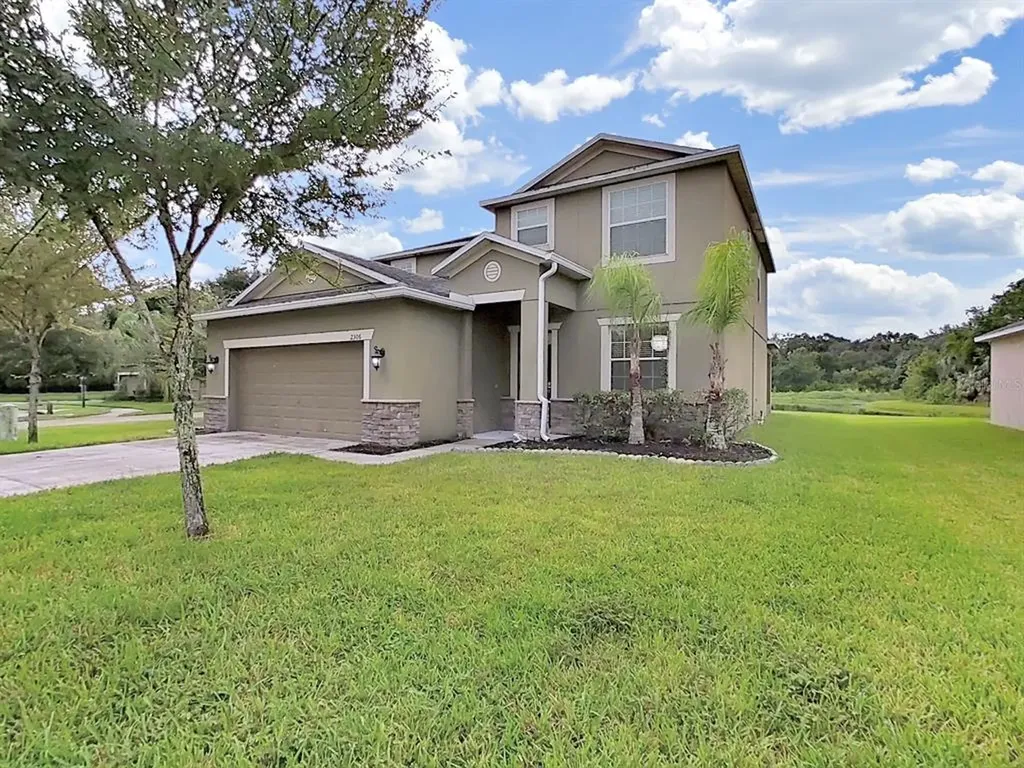2306 Dakota Rock Drive Ruskin FL 33570