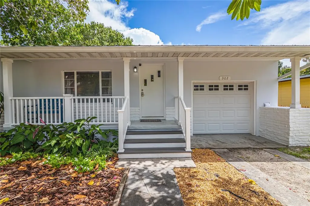 302 80th Avenue NE St Petersburg FL 33702