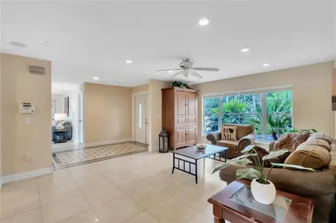634 Oakview Street Altamonte Springs FL 32714
