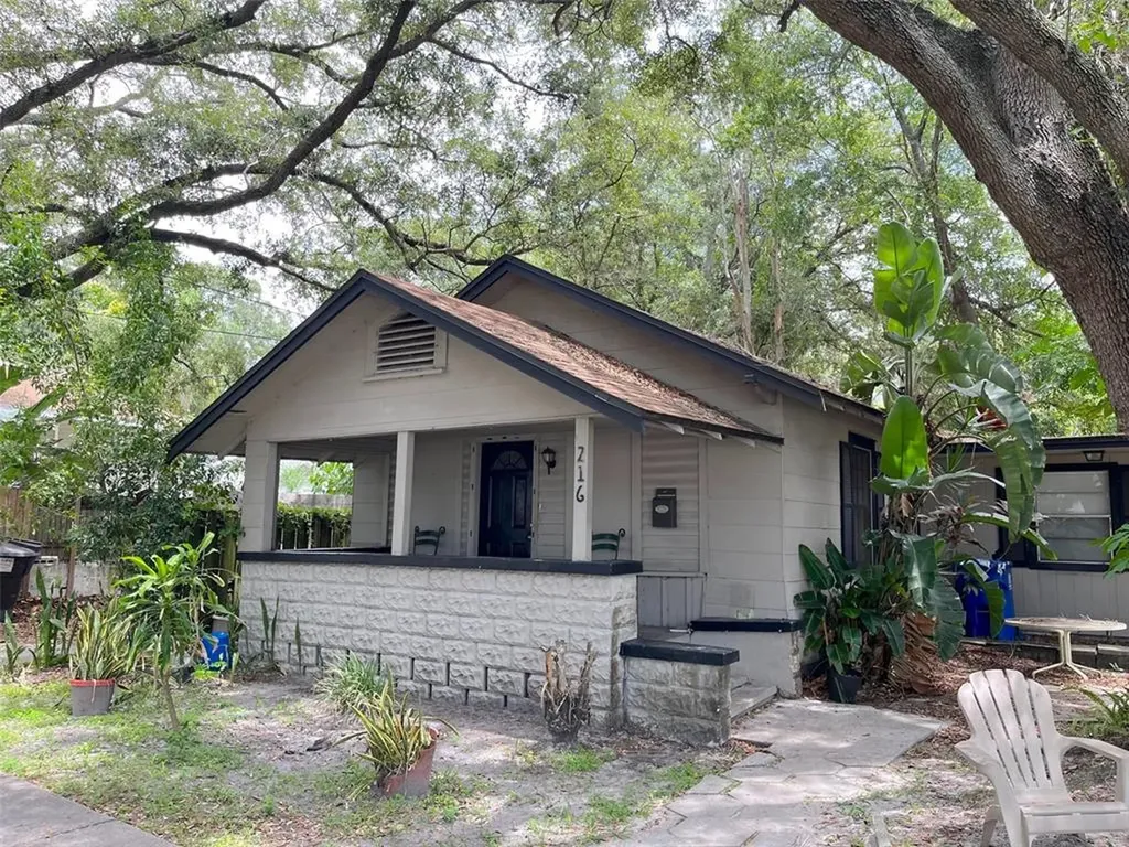 216 29th Street S St Petersburg FL 33712