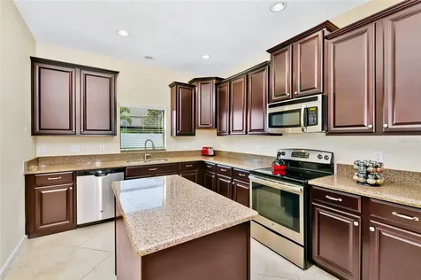 2854 Spring Breeze Way Kissimmee FL 34744