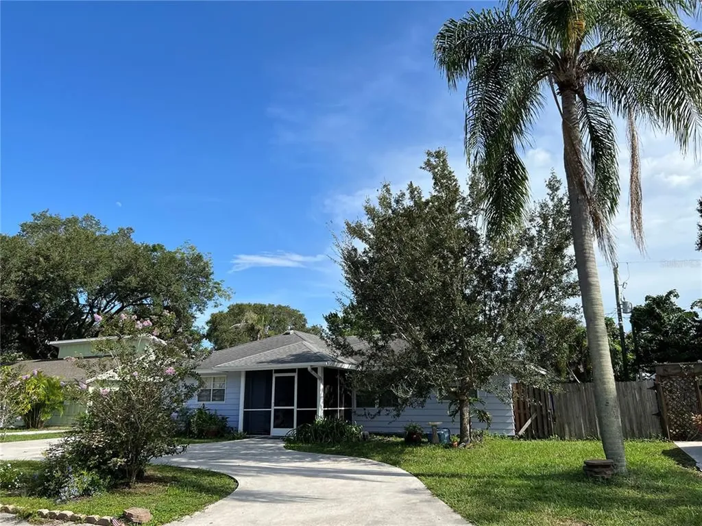 2666 Martin Street Sarasota FL 34237