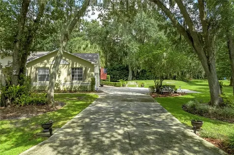 5586 Deer Tracks Trail Lakeland FL 33811