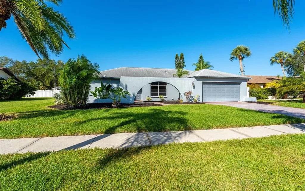3889 Kingston Boulevard Sarasota FL 34238