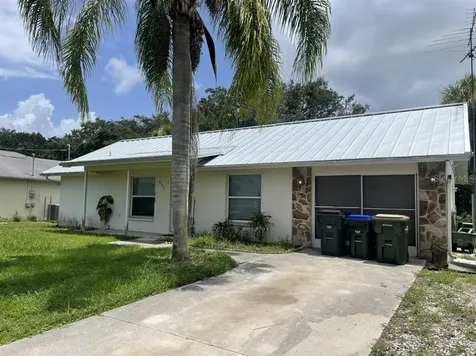 8507 Bessemer Avenue North Port FL 34287