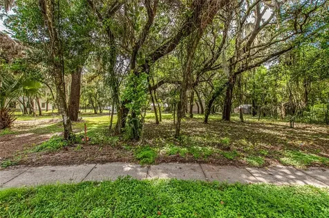 12402 N 53rd Street Temple Terrace FL 33617