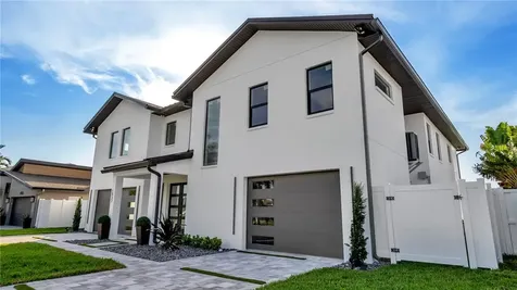 1037 79th Street S St Petersburg FL 33707