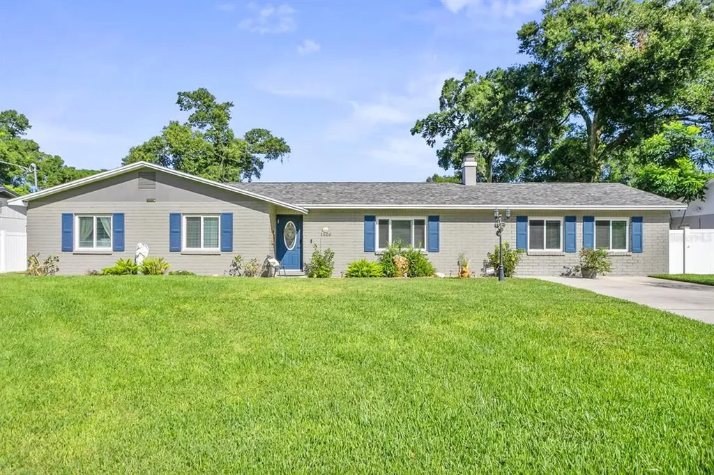 1506 Meadowridge Drive Valrico FL 33596