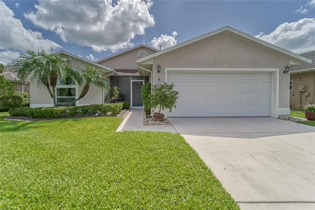 6329 Silver Lakes Drive W Lakeland FL 33810