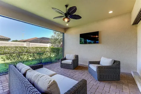 5006 Tivoli Run Lakewood Ranch FL 34211